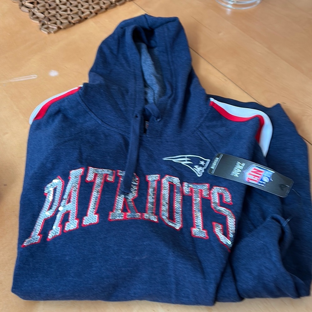 Official NFL women’s patriots sweatshirt